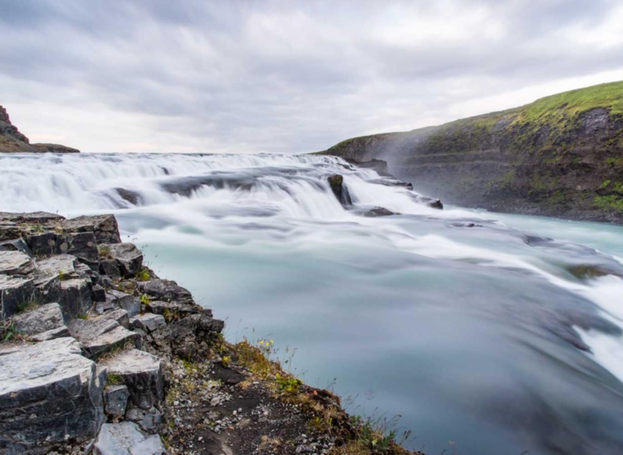 如何使用竞争定位和行业分析进行SEO优化